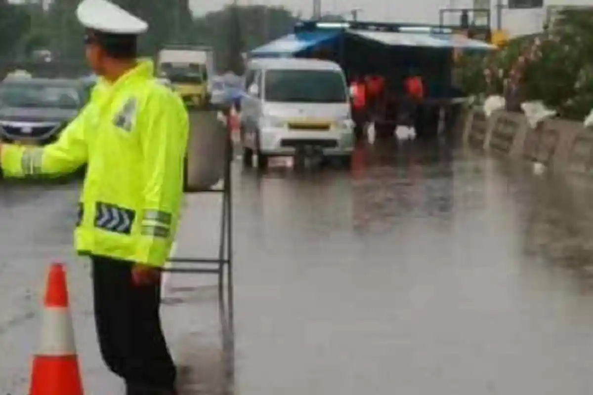 Jakarta Kembali Banjir, Ini Daftar 5 Jalan Tol yang Tergenang Banjir Selasa Pagi
