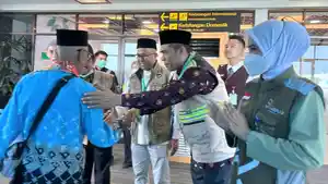 Jemaah-haji-Bengkulu-yang-tergabung-dalam-Kloter-3-d-BIM-Sabtu-662026.jpg