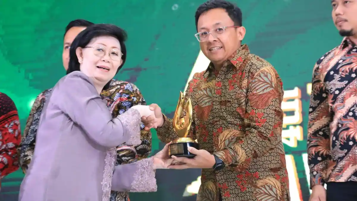 Kilang Cilacap Raih Platinum TJSL & CSR Awards 2024