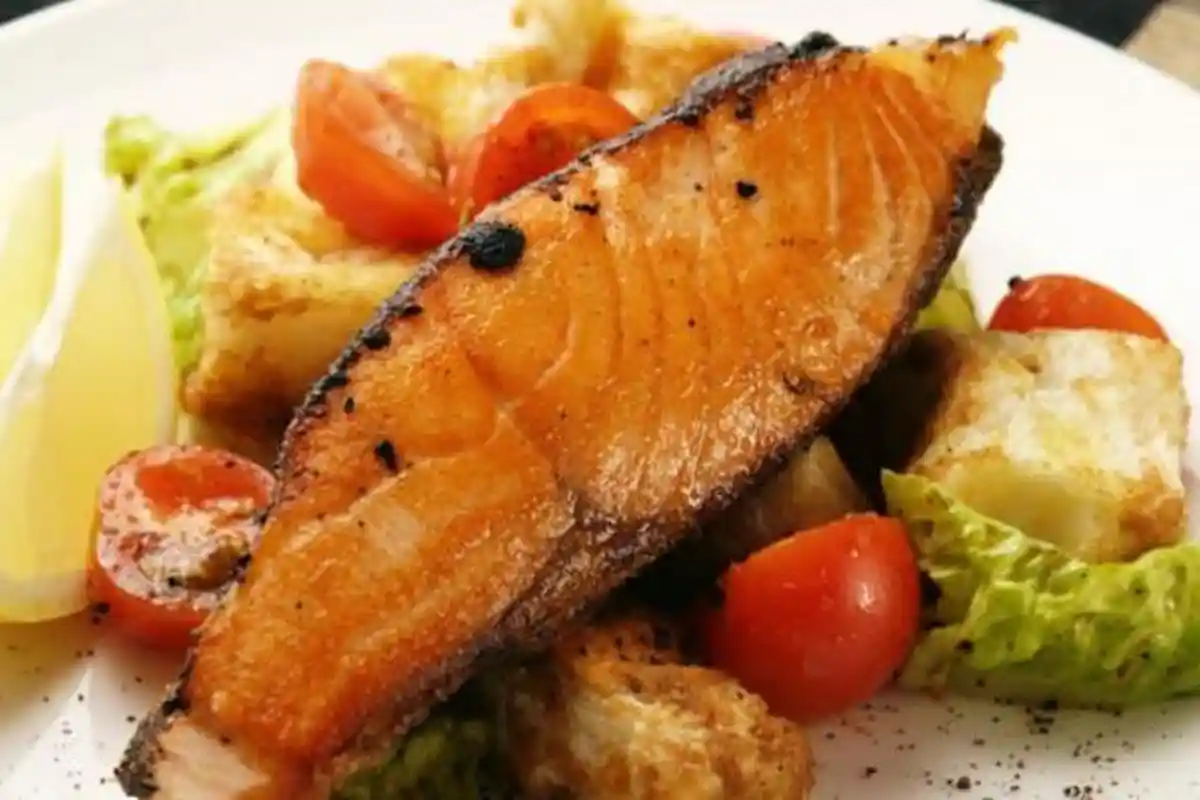 Nikmatnya Kuliner Tuna di Rumah Makan Woka-Woka Manado