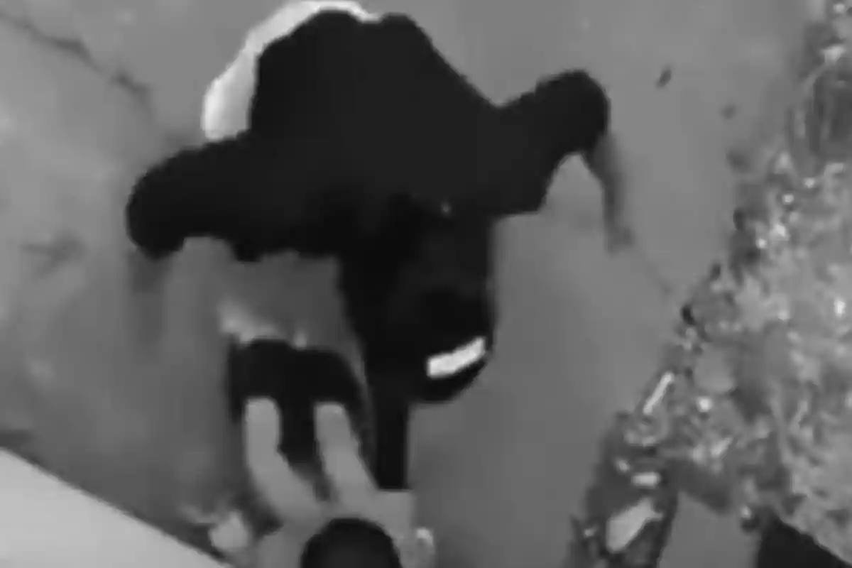 Ibu Jadi Korban Aksi Bejat Seorang Pria, Anaknya Tewas Dibacok dan Jenazahnya Dibawah Kabur