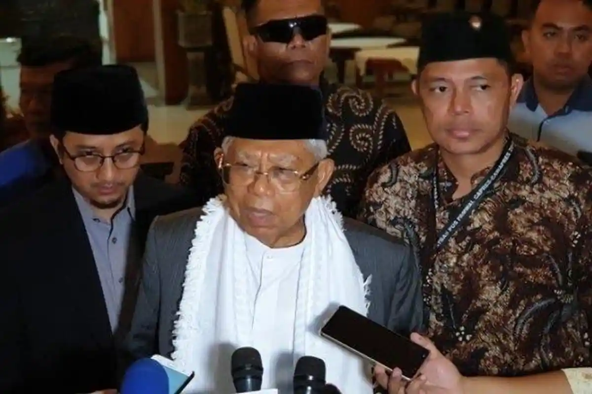 Bocorkan Gaya Berpakaian Maruf Amin Saat di Pesawat, Yusuf Mansur: Gak Kalah Sama Milenial, Gaul!