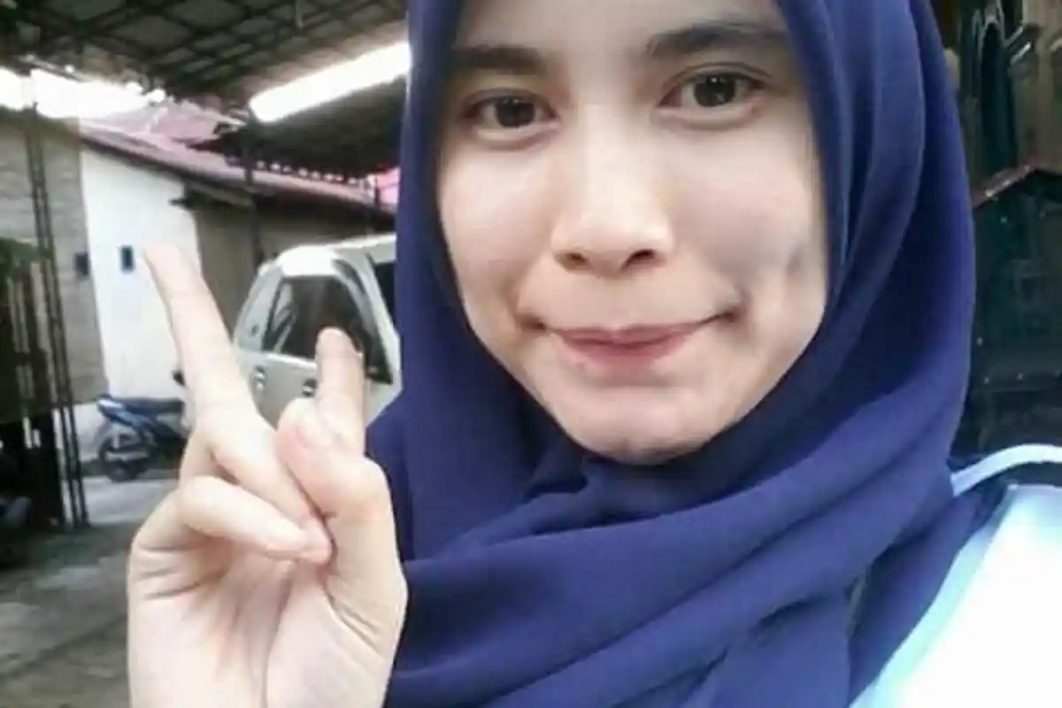 Rina Nose Lepas Hijab, Begini Reaksi Alumnus Pertanian Unhas Ini