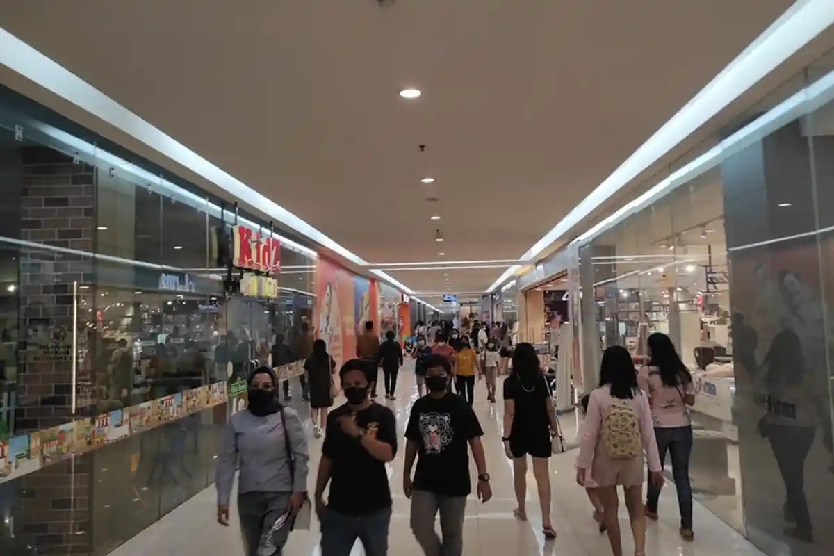 Hari Terakhir Ramadan, Mantos Ramai Pengunjung Tapi Protokol Covid-19 Tetap Jalan 