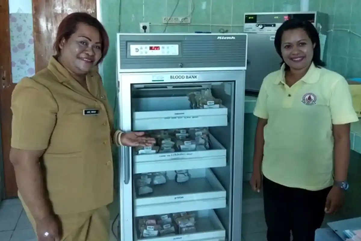 Stok Darah di Bank Darah RSUD Prof Dr WZ Johannes Mencukupi