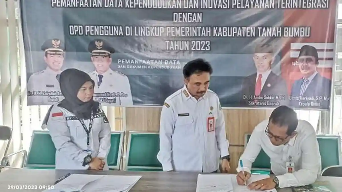 Dua OPD di Kabupaten Tanah Bumbu Lakukan MoU Pemanfaatan Data Kependudukan