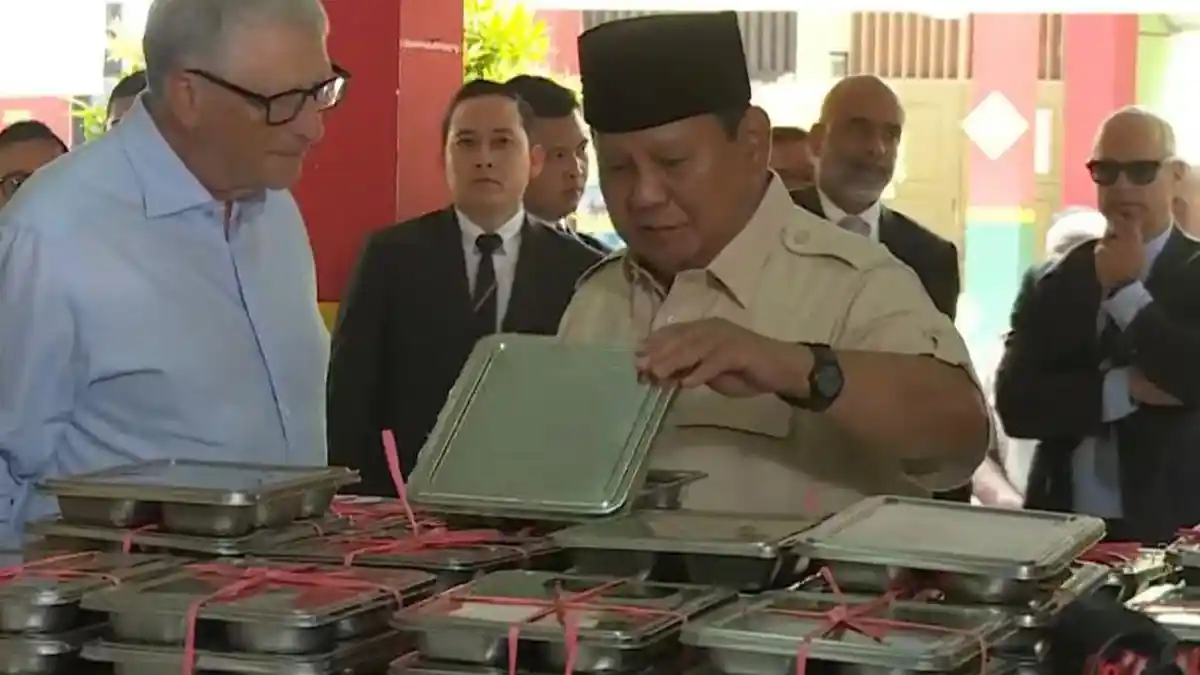 Prabowo Tunjukkan Menu Makan Bergizi Gratis ke Bill Gates, Begini Reaksinya