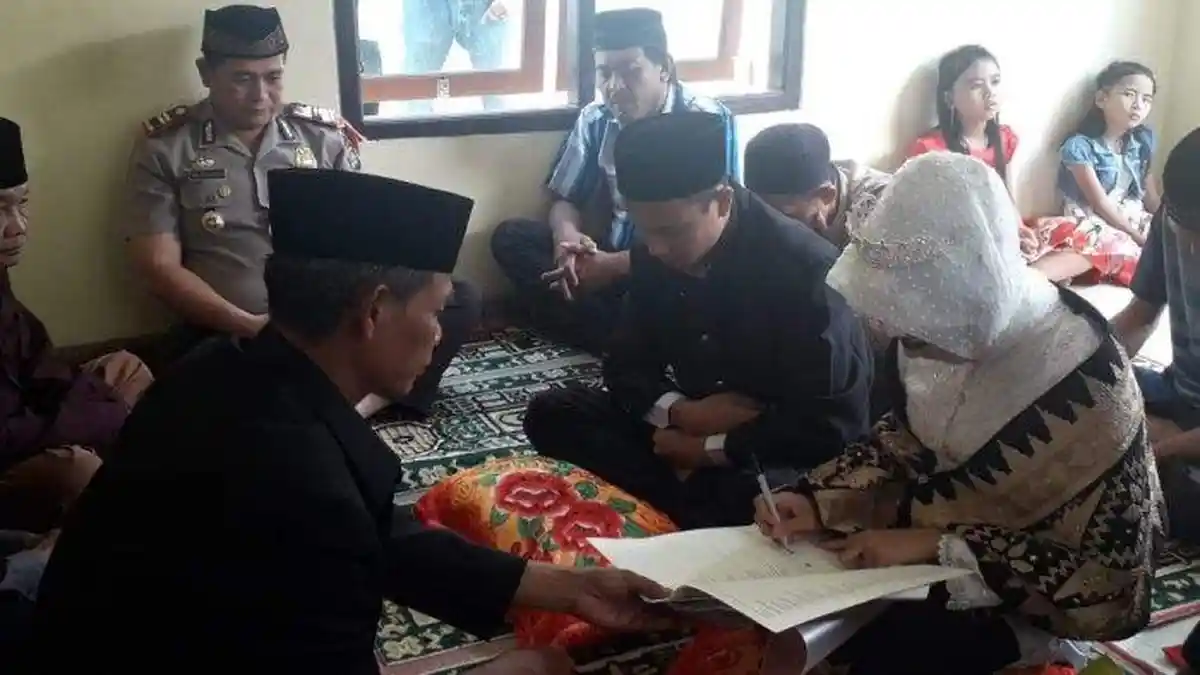 Tangis Haru Pecah, Tak Ada Malam Pertama, Usai Akad Nikah Pasangan Ini Langsung Pisah, Ada Apa?