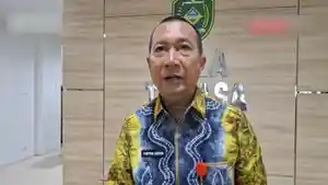 Yustan-Azidin-Kepala-Dinas-PUPR-Kabupaten-Tapin-12.jpg