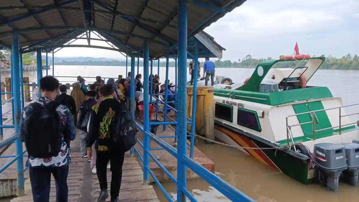 Cuti Bersama, Penumpang Speedboat Reguler Rute Tanjung Selor -Tarakan Ramai Hari Ini
