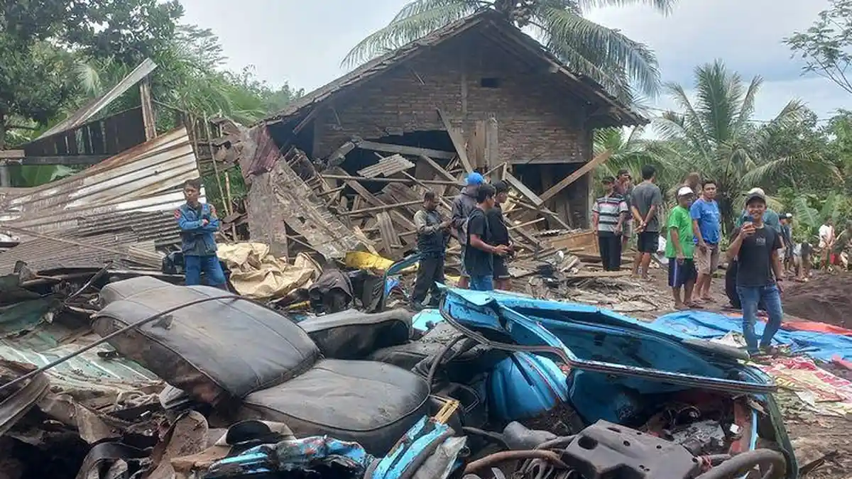 "Semua Teriak, Tapi Tak Ada yang Bisa Dilakukan" Kesaksian Mila Korban Kecelakaan Maut Purworejo