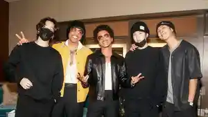 Jimin-RM-dan-Suga-BTS-Nonton-Bruno-Mars-di-Las-Vegas.jpg