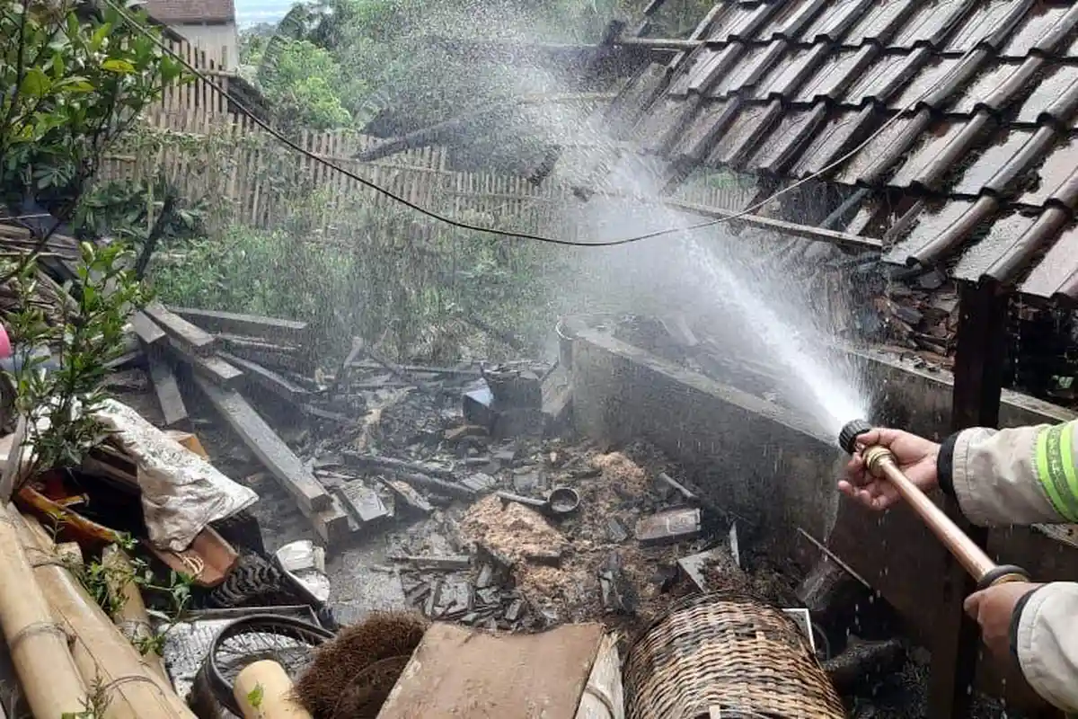 Kebakaran Kandang Sapi di Malang, Asal Mula Api dari Benda ini, Segini Kerugiannya