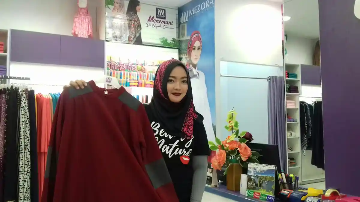 Seperti Apa Gaya Busana Muslim Terkini? Simak Pilihan Mezora Ini