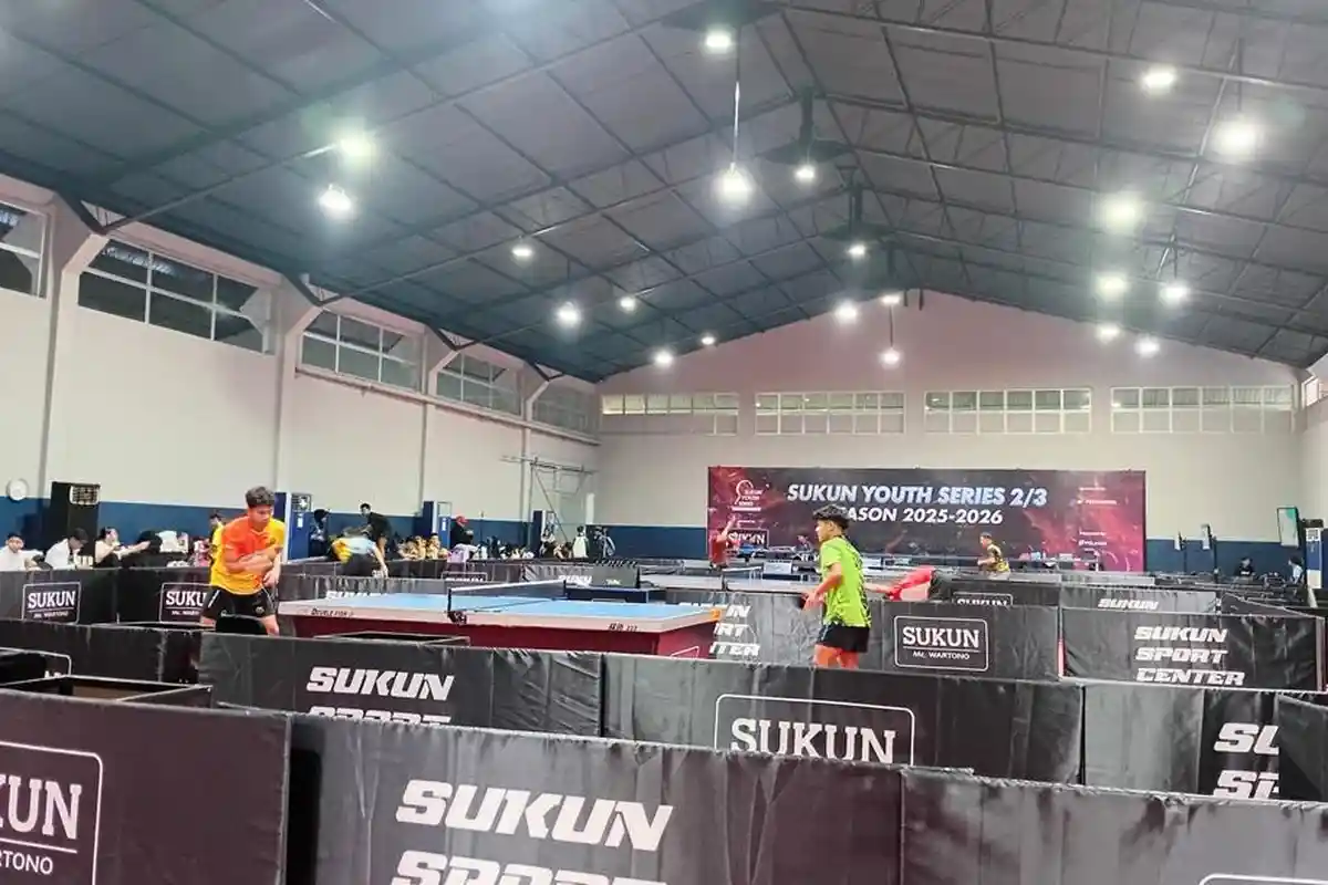 Ratusan Atlet Unjuk Kebolehan dalam Turnamen Tenis Meja Nasional 2025 Series 2 di Kudus