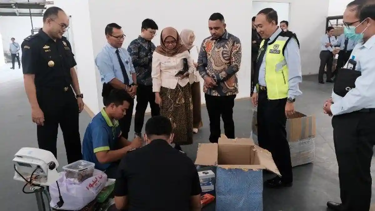 Kolaborasi Bea Cukai Tanjung Emas dan Ombudsman RI Optimalkan Pelayanan Publik
