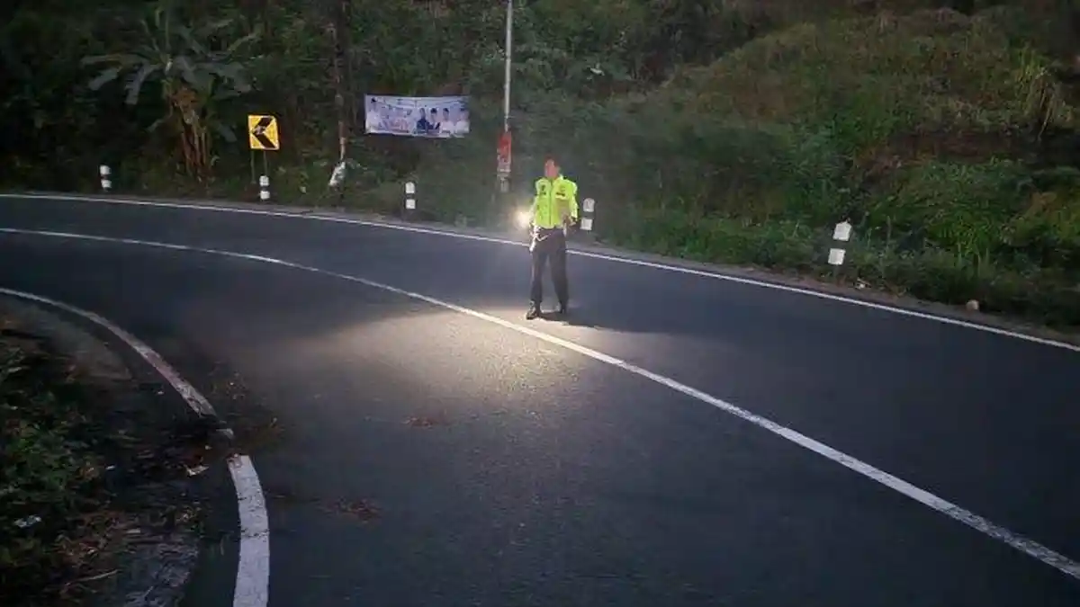 Kronologi dan Identitas Korban Kecelakaan Maut di Tawangmangu, Pengendara Motor Tewas Terlindas Bus