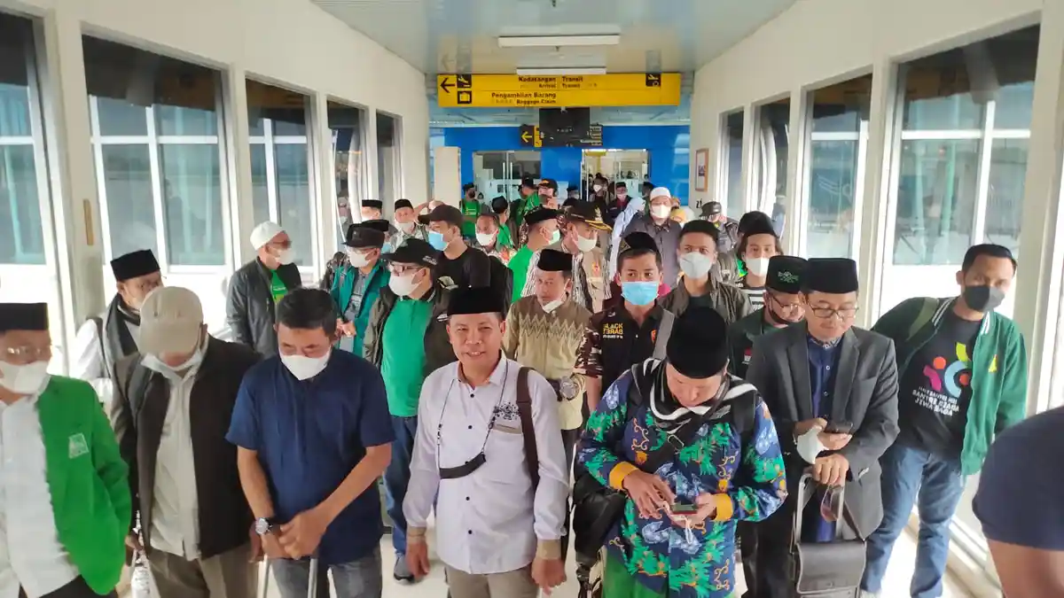 Dukung Gus Yahya, 21 PCNU dan PWNU Sulsel Berangkat Bareng