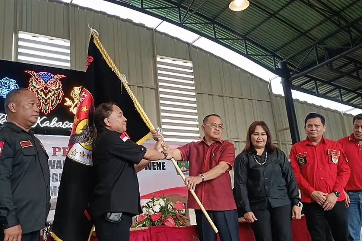 Wakil Wali Kota Tomohon Wenny Lumentut Lantik Pengurus DPD LAMI dan Lingkan Wene