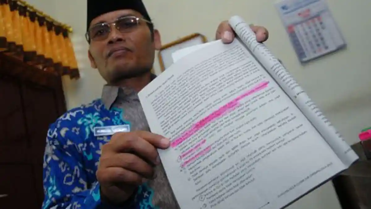 Besok, Buku Berisi Ajaran ISIS Ditarik dari Sekolah di Jombang