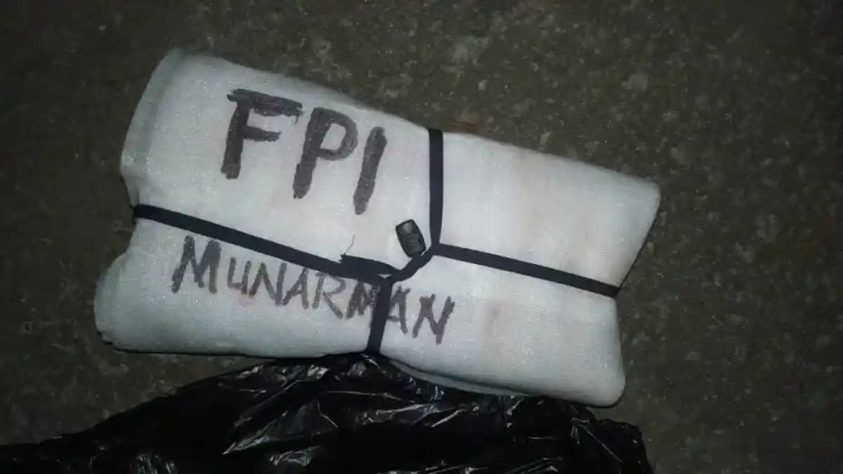 Benda Mencurigakan Bertuliskan Namanya Ditemukan di Depok, Munarman Duga Difitnah Kelompok Ini