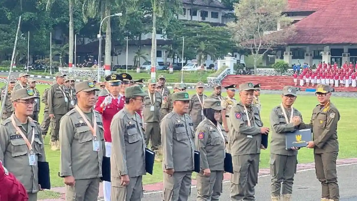 Bupati Dan Wakil Bupati Badung Terima Pin Alumni Kehormatan, Sinergi dan Kolaborasi Jadi Kunci