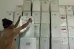 Kotak Suara Pilgub Jateng di KPU Rusak