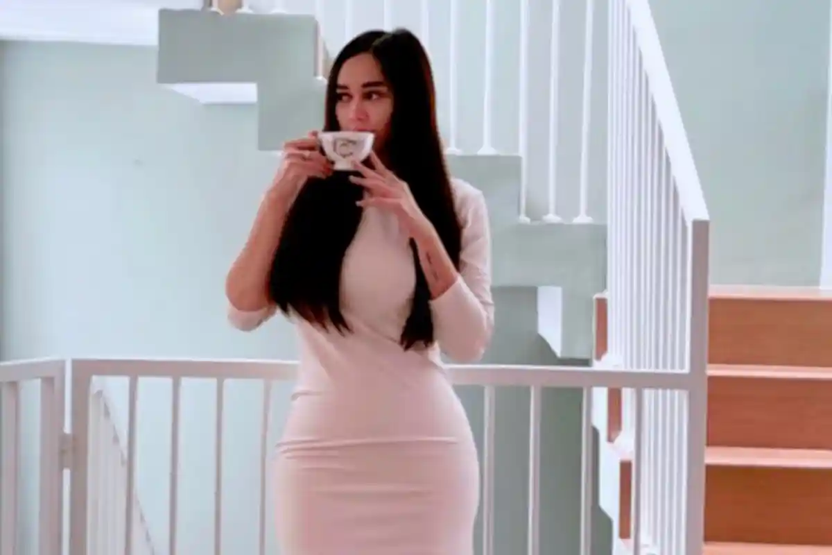 Tulisan Pohon Pisang dari Aura Kasih jadi Sorotan: Punya Jantung tapi tak Punya Hati