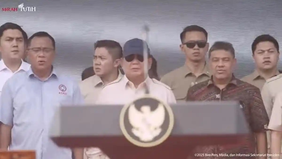 Presiden Prabowo di Aksi Hari Buruh: Indonesia Kaya, Tapi Malingnya Juga Banyak