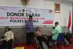 Kapolres-Bangka-AKBP-Deddy-Dwitiya-Putra-saat-ikut-mendonorkan-darah.jpg