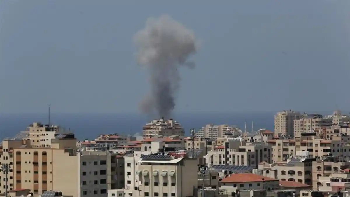 Klaim Diserang Hamas, Pasukan Israel Kembali Serang Jalur Gaza