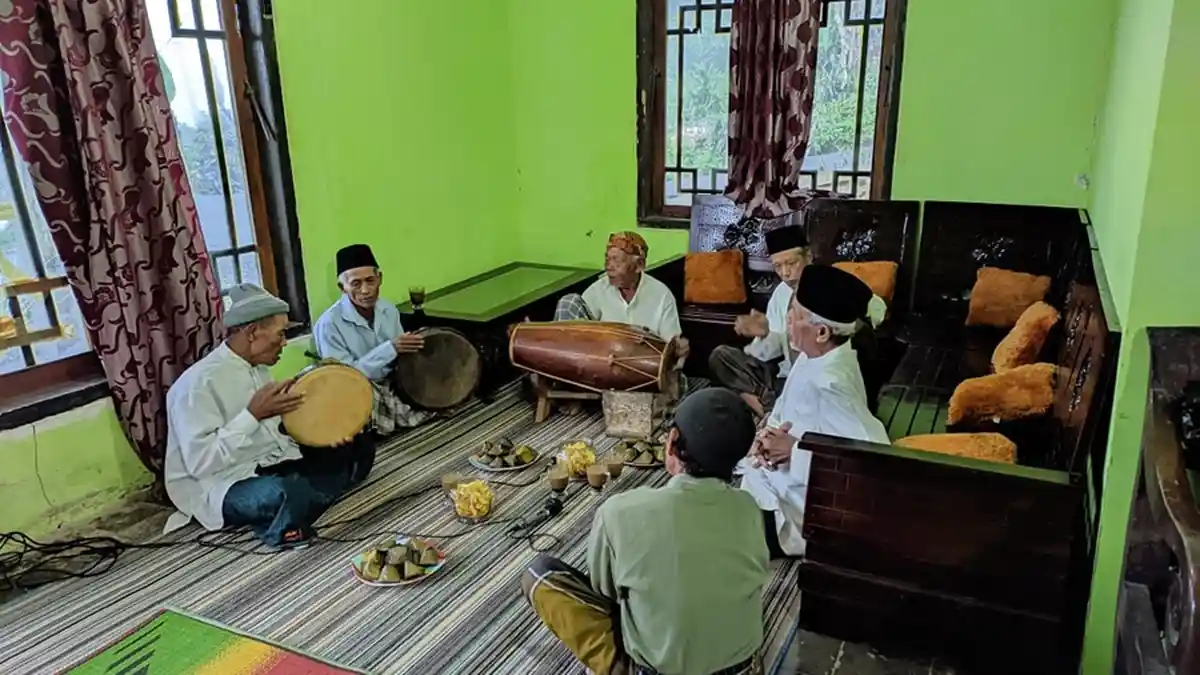 Mengintip Tradisi Ngelik yang Hampir Punah di Banjarnegara, Nyanyi Shalawatan Bernada Tinggi