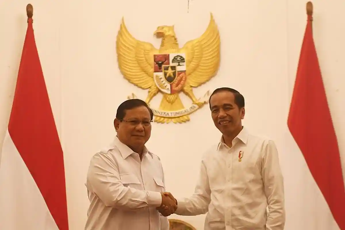 Jokowi Bereaksi, Kritik Balik Politisi yang Soroti Roadshow Prabowo ke Luar Negeri, Sindiri PKS?