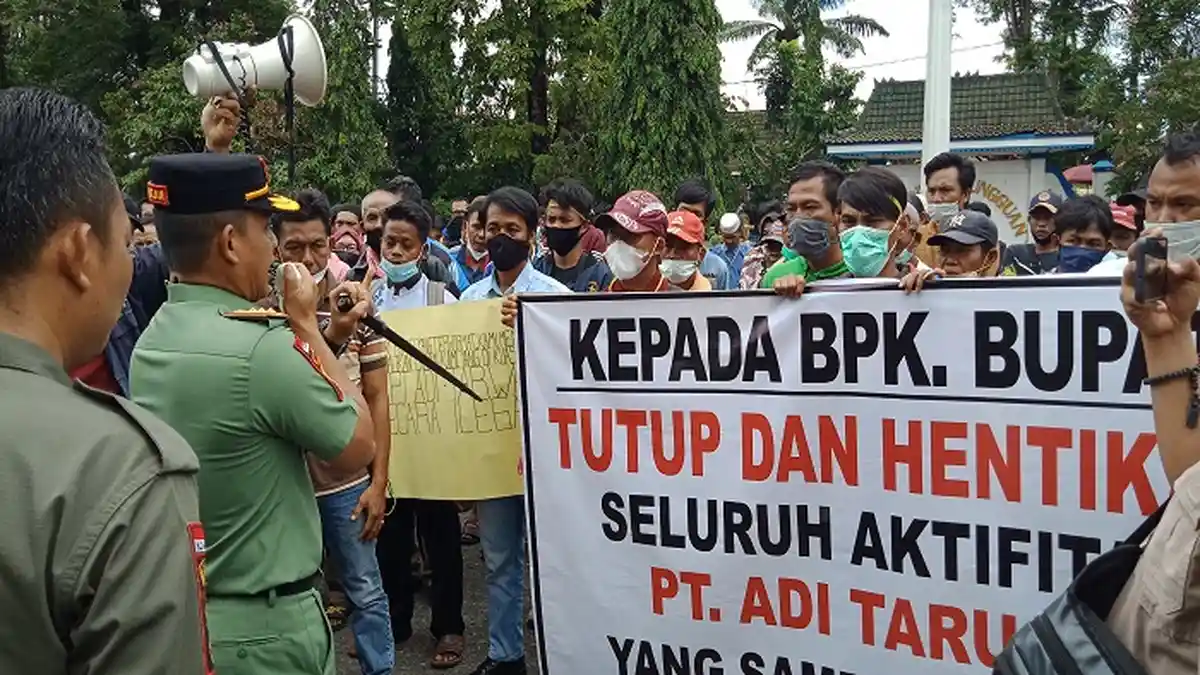 Datangi Pemkab Lahat, Warga Empat Desa Kecamatan Kikim Barat Tuntut Pengembalian Lahan