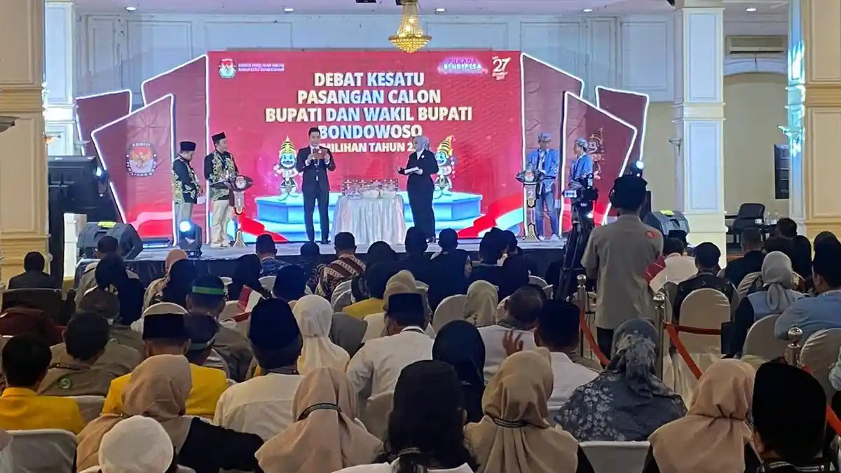 E-Landuk vs Digdaya, Digitalisasi Kependudukan Paslon 01 dan 02 di Debat Publik Pilkada Bondowoso