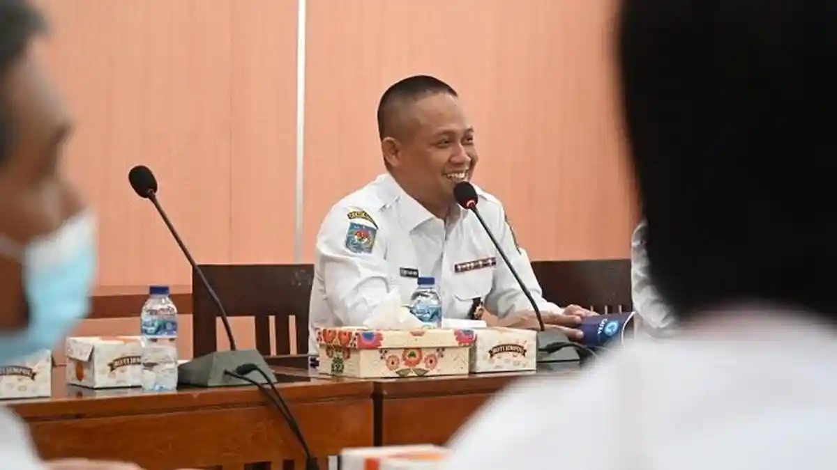Kepala Disdikpora Kebumen Ditodong Oknum Minta Proyek Penunjukan Langsung, Begini Solusi Bupati