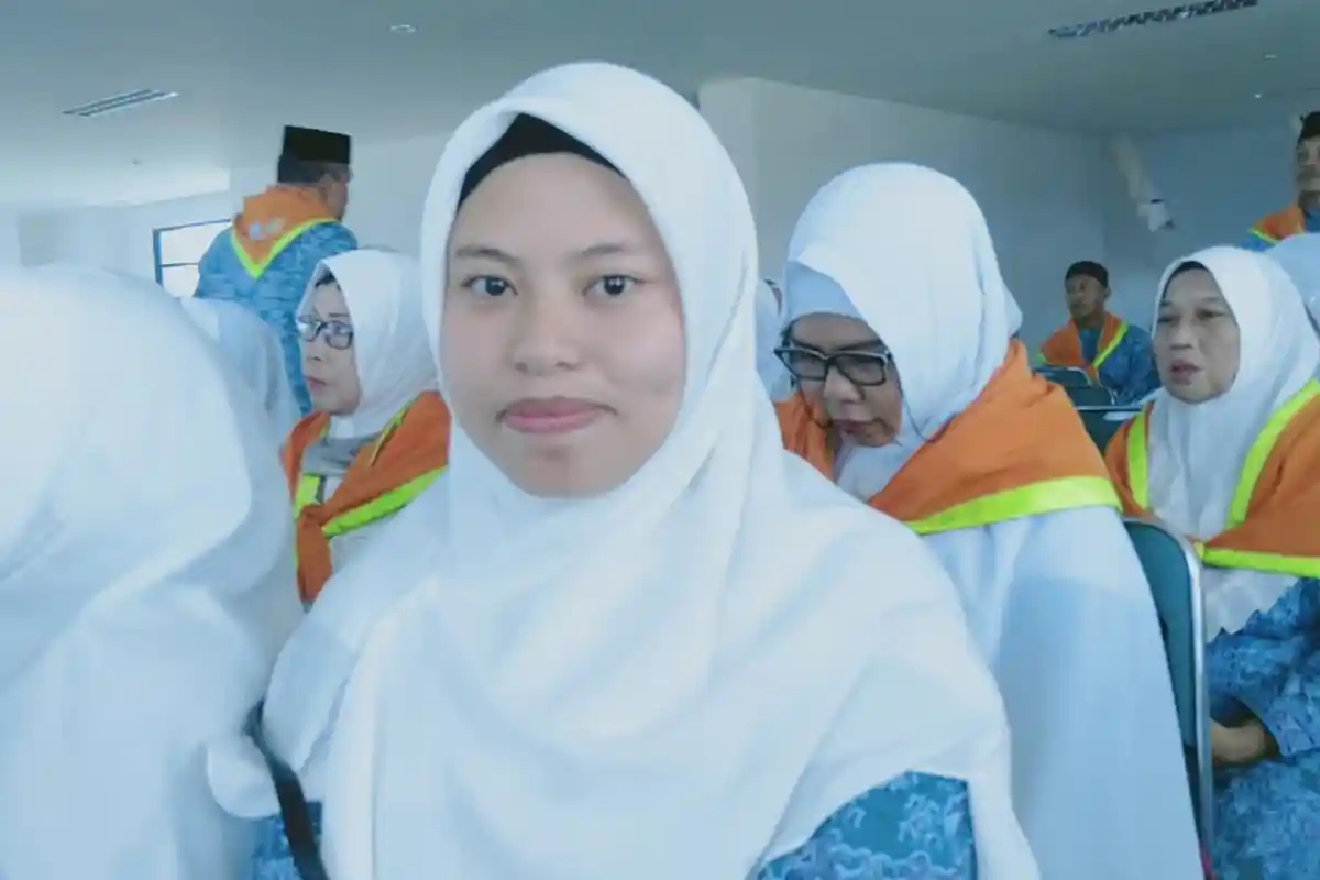 Usia 22 Tahun, JCH Termuda Asal Barru Ini Ingin Minta Jodoh