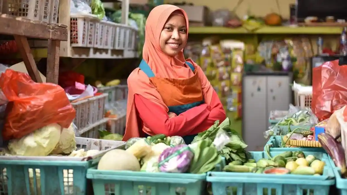 Kisah Neneng, Jualan Sayur-Mayur di Platform Online Raup Omset Rp 18 Juta Sehari