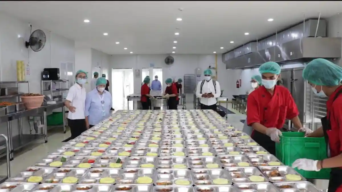 TOTAL PENERIMA MBG Sebanyak 368 Ribu Orang, Saat Ini Bali Miliki 149 SPPG Dengan  