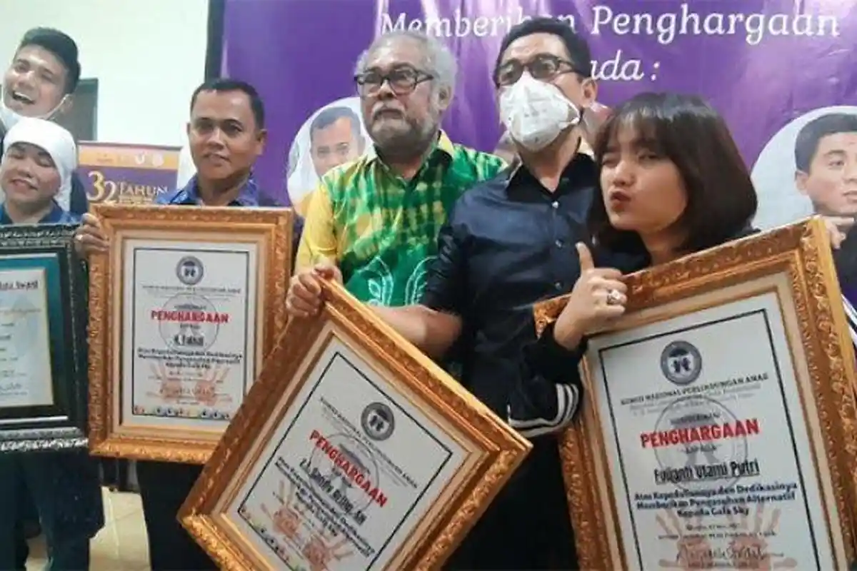 Komentar Farhat Abbas soal Fuji dan Haji Faisal Raih Penghargaan karena Rawat Gala Sky