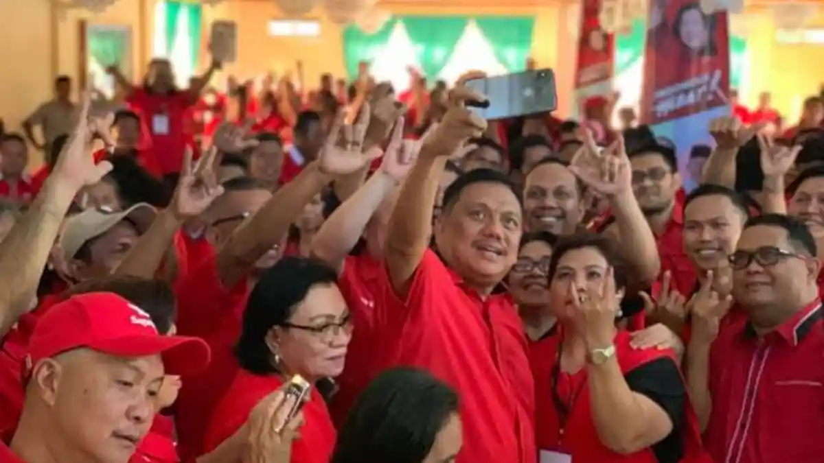 Olly Ingin PDIP ‘Sapu Rata’ Sulut: Kalau Bisa Menang 100 Persen