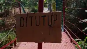 DITUTUP-Akses-jembatan-gantung-di-PANGANDARAN-4102025-1.jpg