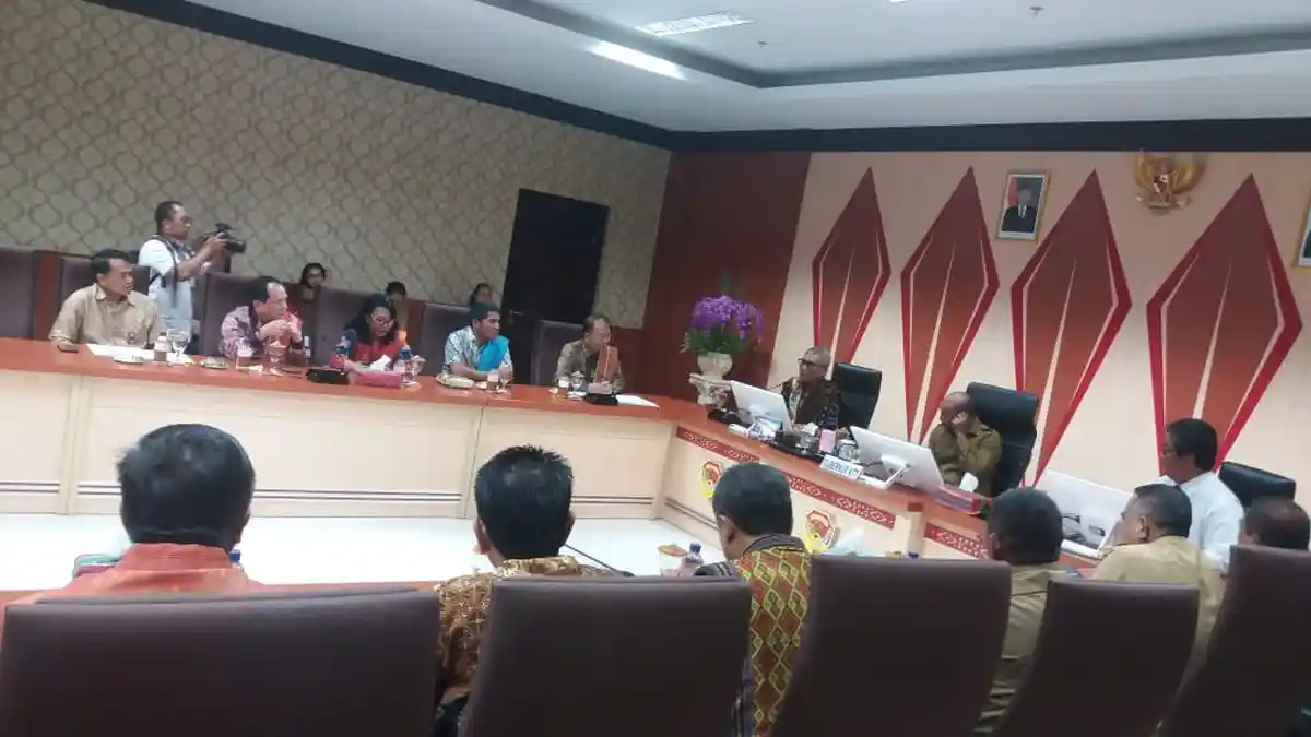 Gubernur Viktor Laiskodat Targetkan PAD NTT Dari Rp 1,1 Triliun Menjadi Rp 3 Triliun