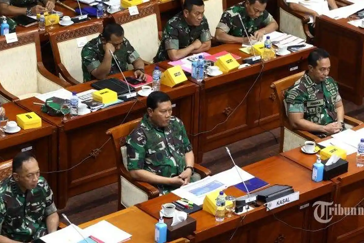 Panglima TNI Jenderal Andika Diisukan Tak Harmonis dengan KSAD Dudung Abdurachman, Gegara Ini?