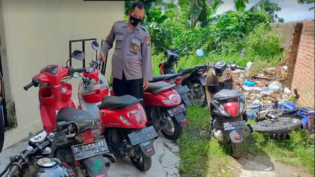 Polisi Sita 8 Motor dan 1 Mobil Pikap dalam Razia Balap Liar di Kediri