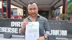 David-Gordon-Sigalingging-ketika-diwawancarai-di-Polda-Sumut-Jumat-632026-Ia.jpg