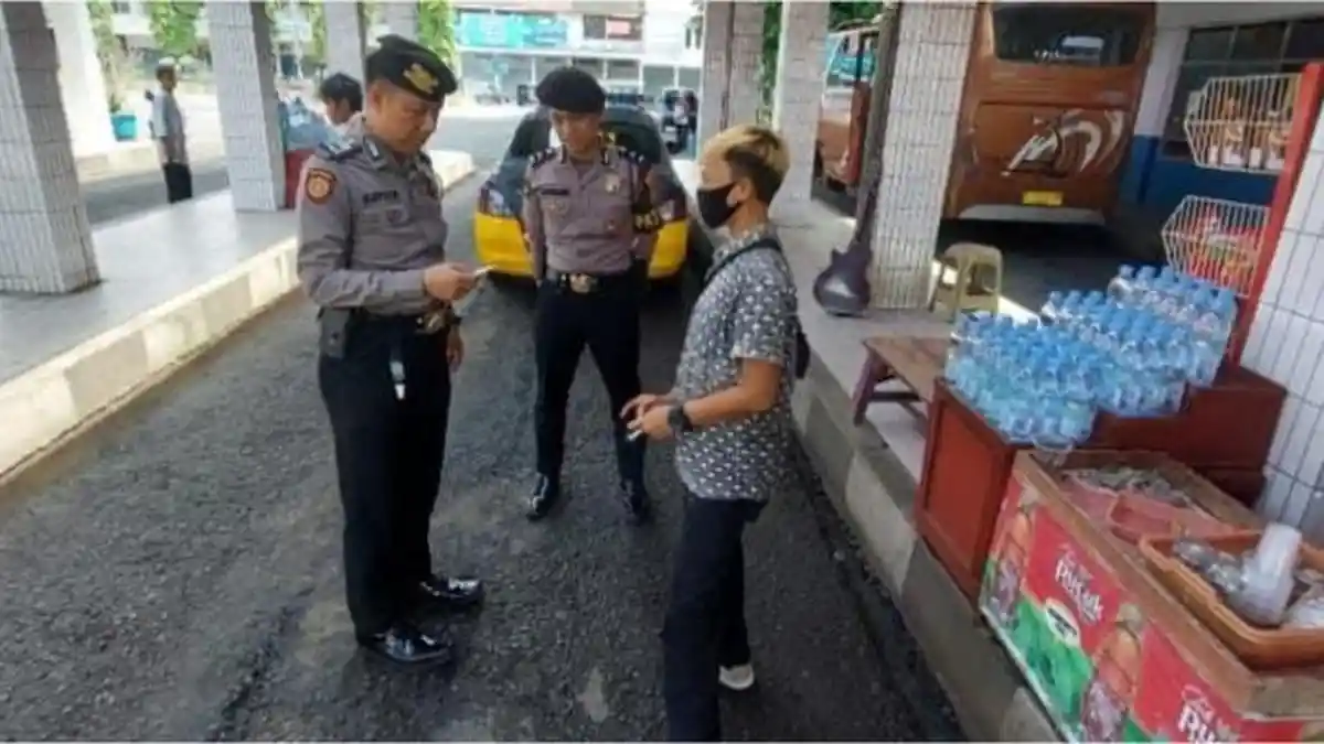 Sat Samapta Polres Ciamis Patroli ke Terminal Berantas Premanisme