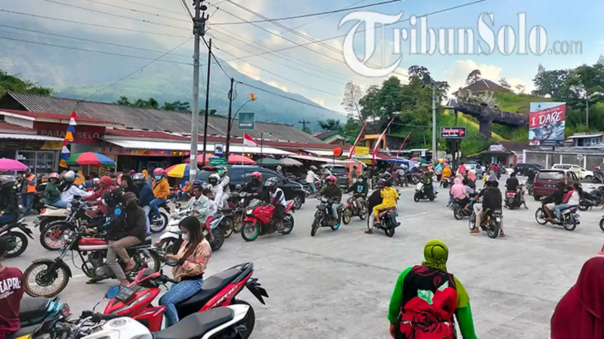 Libur Agustus Corona Seakan Menghilang, Wisatawan Tumplek Blek di Selo, Banyak yang Tak Pakai Masker