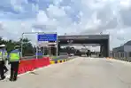 Suasana-gerbang-Tol-Indrapura-yang-sudah-dibuka.jpg