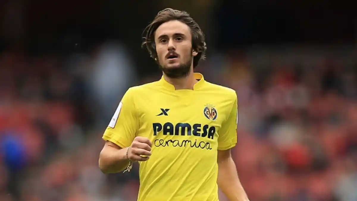 Manchester City Gaet Aleix Garcia dari Villareal